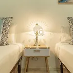 Cyv - Sunny Mountainview Retreat *