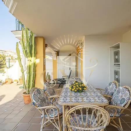 Cyv - Sunny Mountainview Retreat דירה *