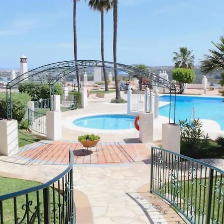 Cyv - 2 Bedrooms, Pool And Golf Apartment